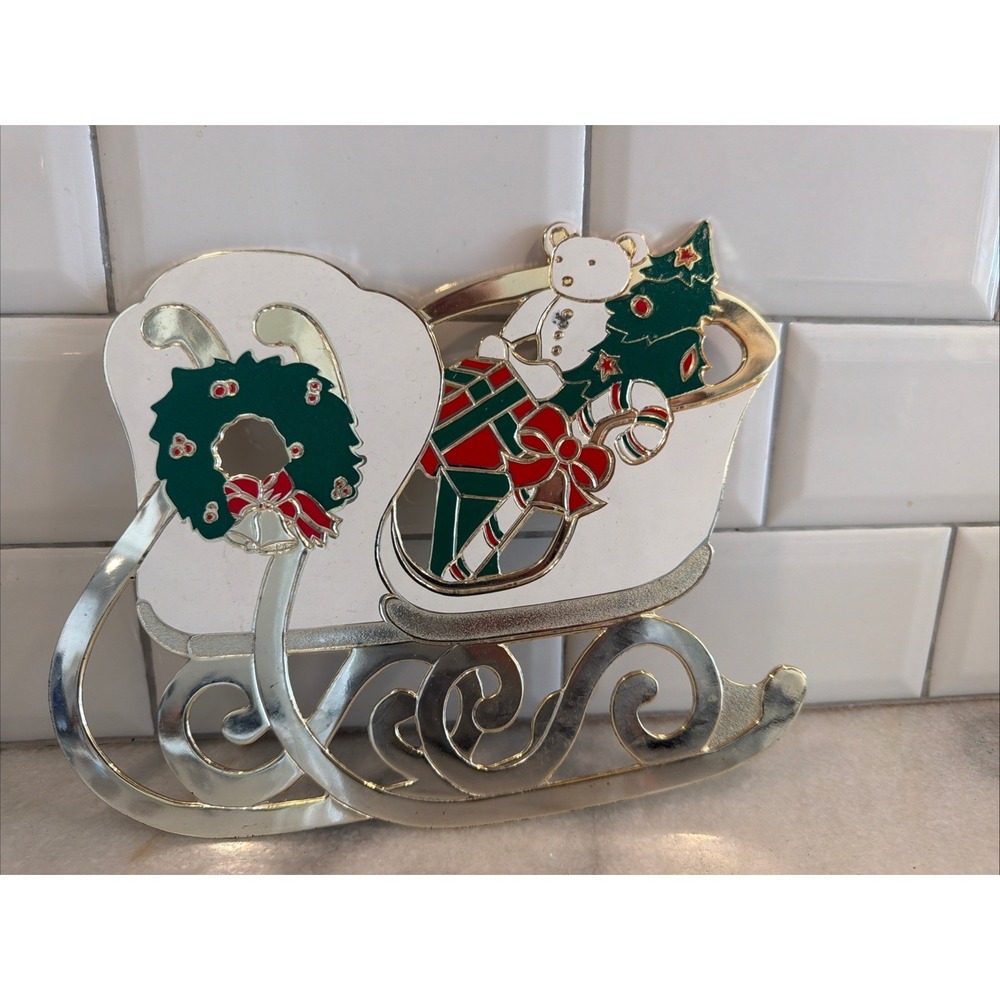 Vtg. Wm. A. Rogers Oneida Christmas Holiday Sleigh Trivet Silverplate Enamel